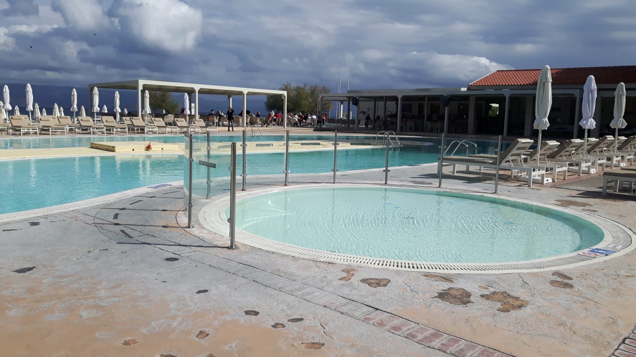 Pool Capo Di Corfu  (Im Umbau/Renovierung)