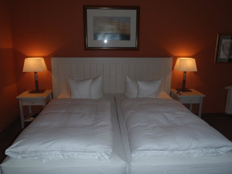 Gemütliches Bett Precise Resort Hafendorf Rheinsberg