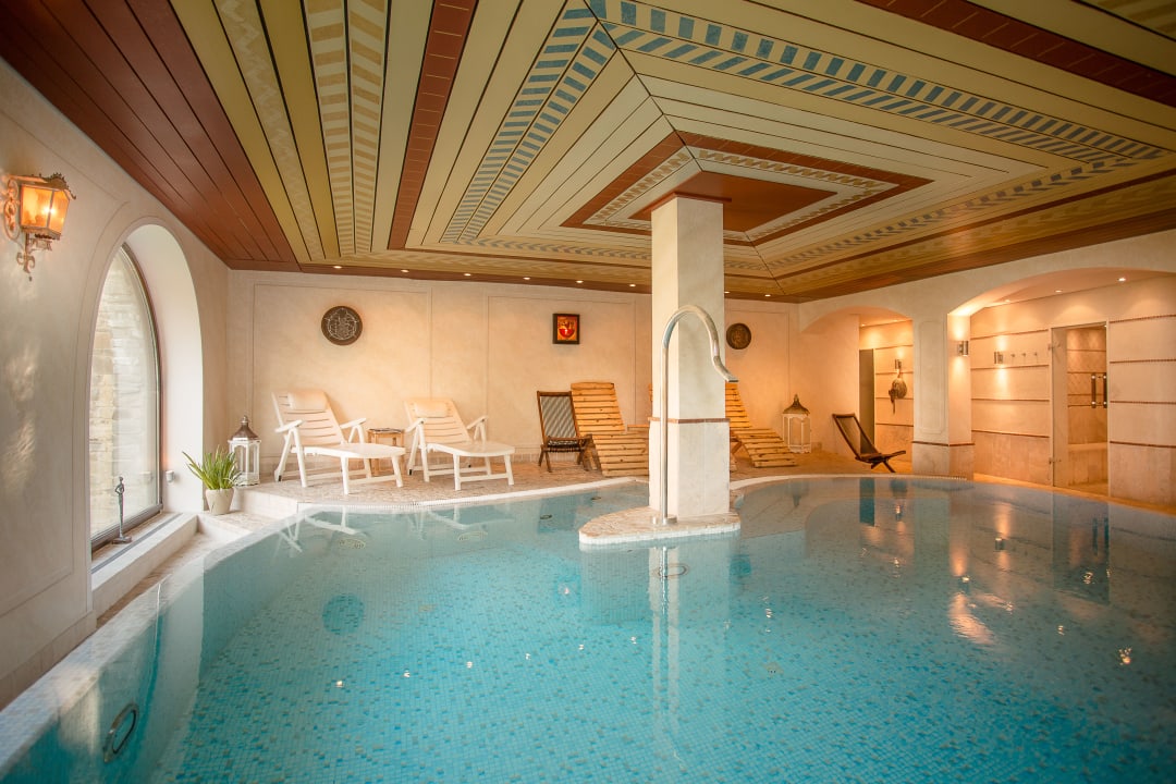 Pool Hotel Gut Hungenbach