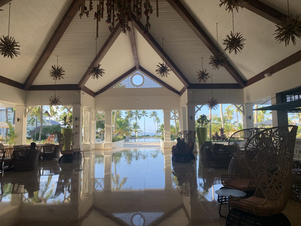 Lobby Dreams La Romana Resort & Spa