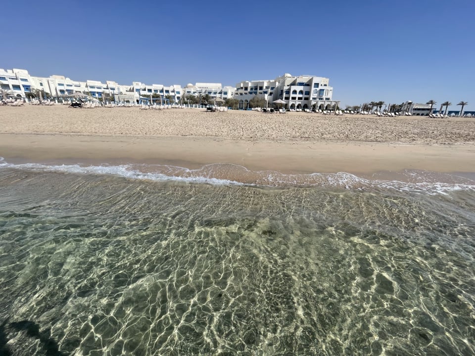 Strand Hilton Salwa Beach Resort and Villas