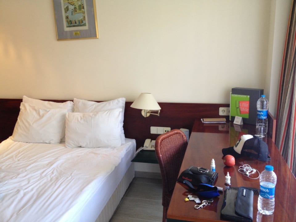 Zimmer 415B ROBINSON ÇAMYUVA