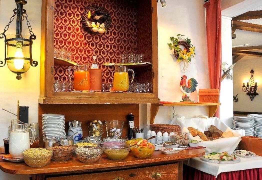Frühstücksbuffet Burghotel