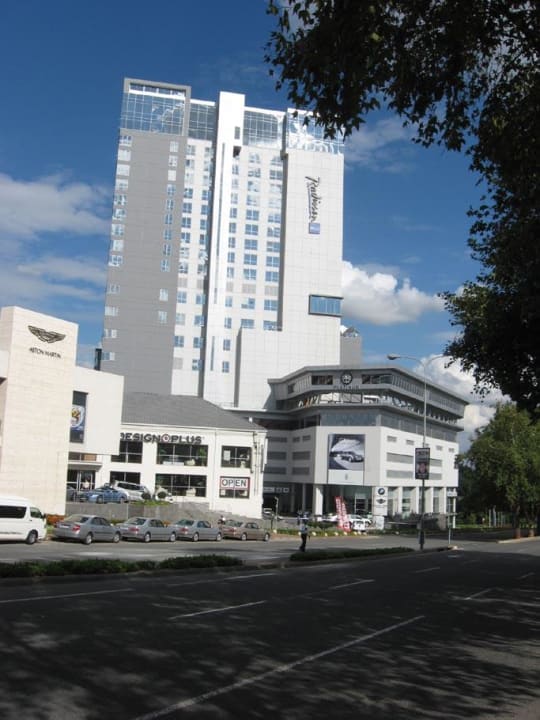 Radisson Blu Hotel, Sandton  Radisson Blu Hotel Sandton