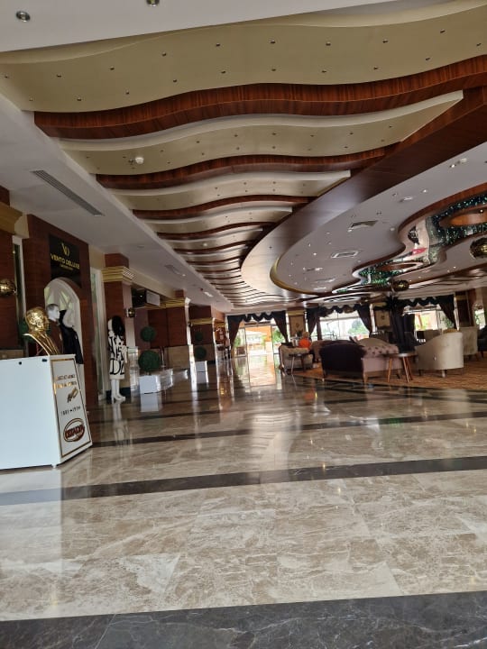 Lobby Dizalya Palm Garden