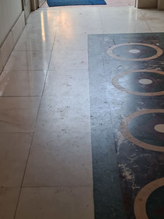 Zimmer Well Palace Side