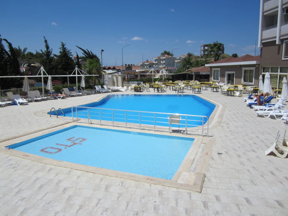 Das ist hinter dem Hotel Side Alegria Hotel & Spa - Adults only +16