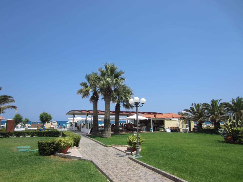 Strandbar Vantaris Luxury Beach Resort