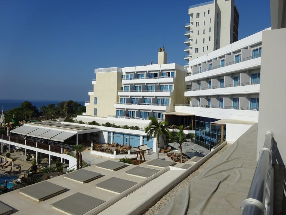 Außenansicht Mediterranean Beach Hotel