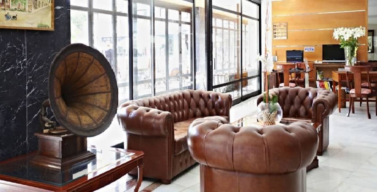 Gediegene Relax-Atmosphäre Hotel Serrano Palace