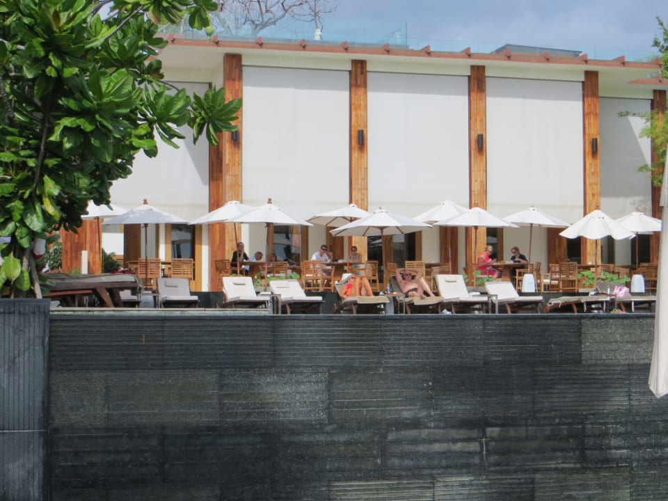 Blick zur Frühstücksterrasse Cape Nidhra Hotel Hua Hin