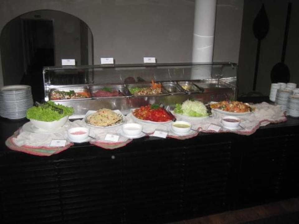 Salat beim Dinner Mermaid Hotel & Club