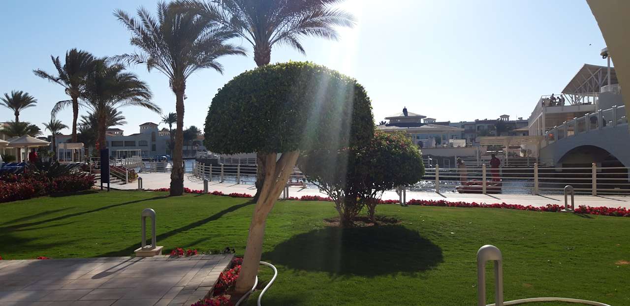 Gartenanlage Pickalbatros Dana Beach Resort - Hurghada