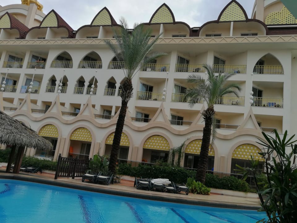 Außenansicht Well Palace Side