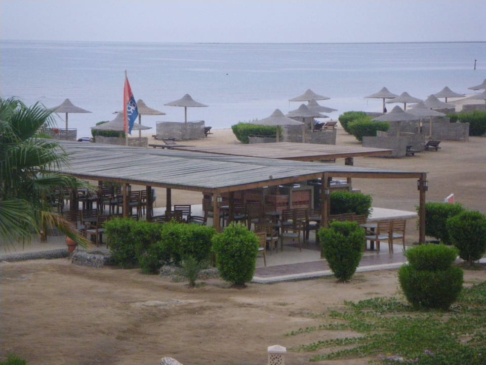 Beach-bar   Shams Alam Beach Resort