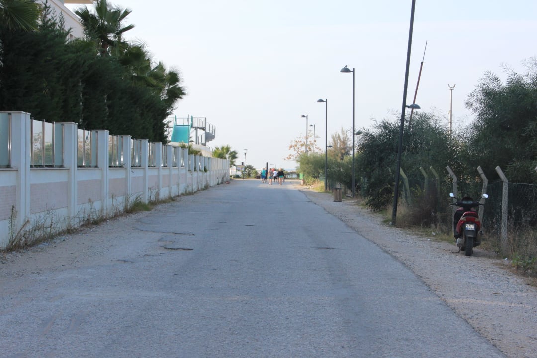 Weg zum Strand Dream World Resort & Spa