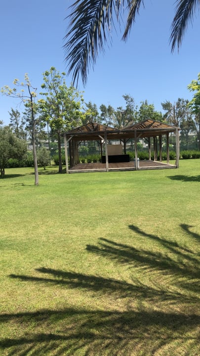 Gartenanlage Royal Wings Hotel