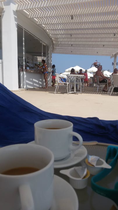 Pool bar Asterias Beach Resort