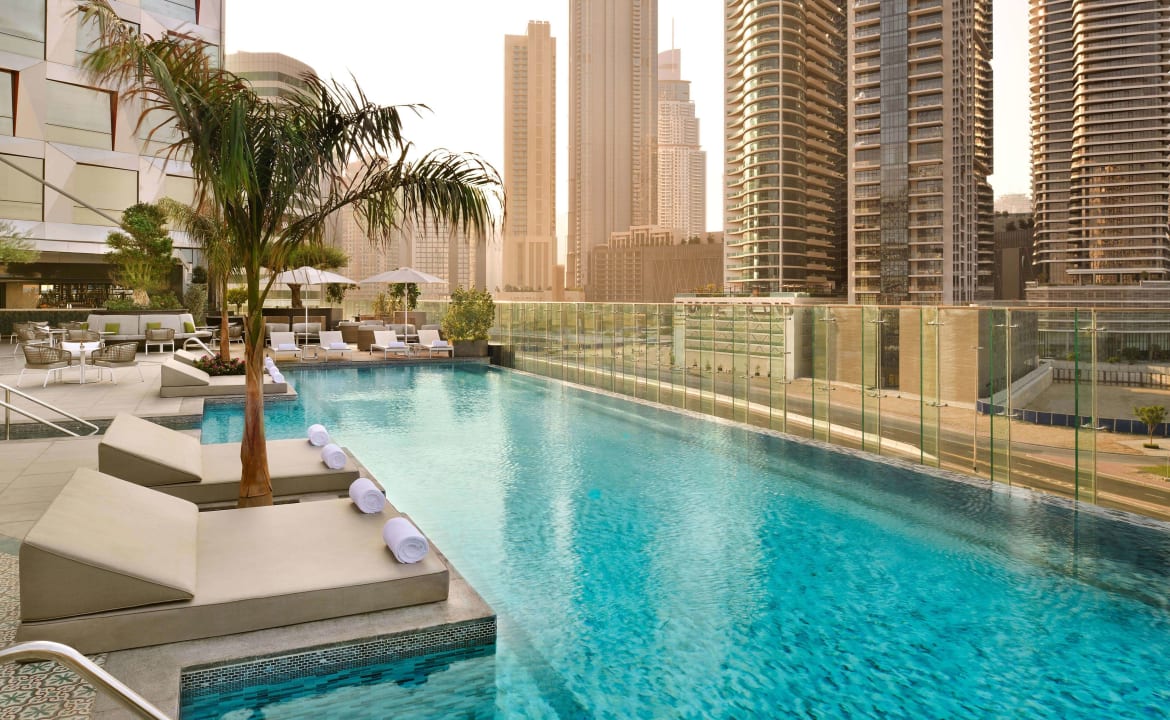 Pool Hotel Indigo Dubai Downtown by IHG