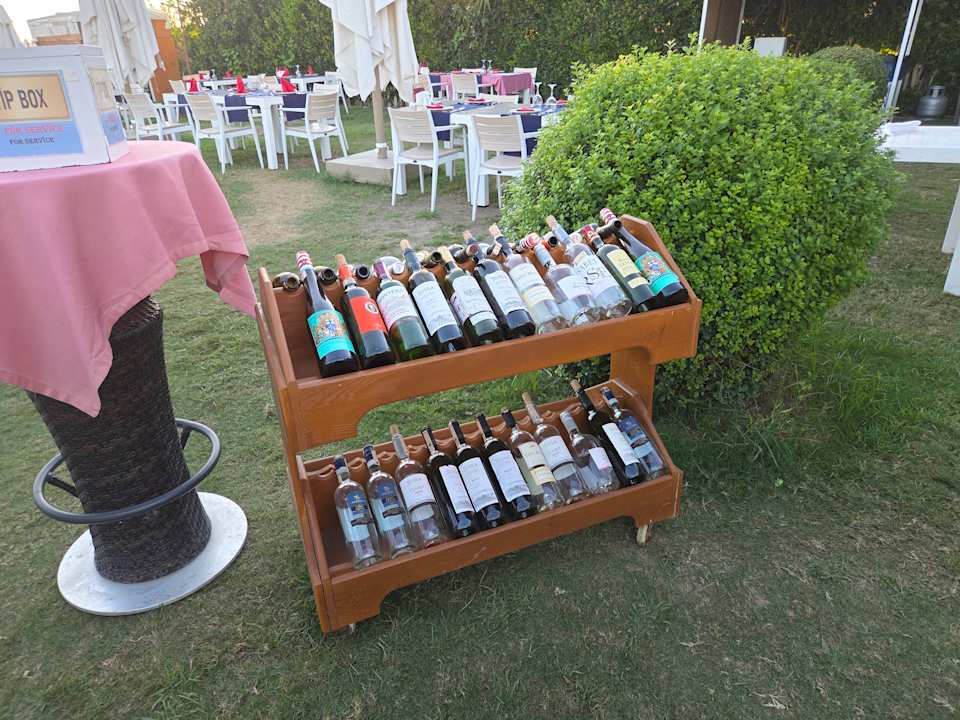 Strand Side Story Resort & Spa