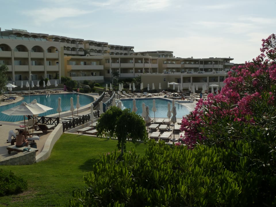 Außenansicht Hotel Kalithea Horizon Royal