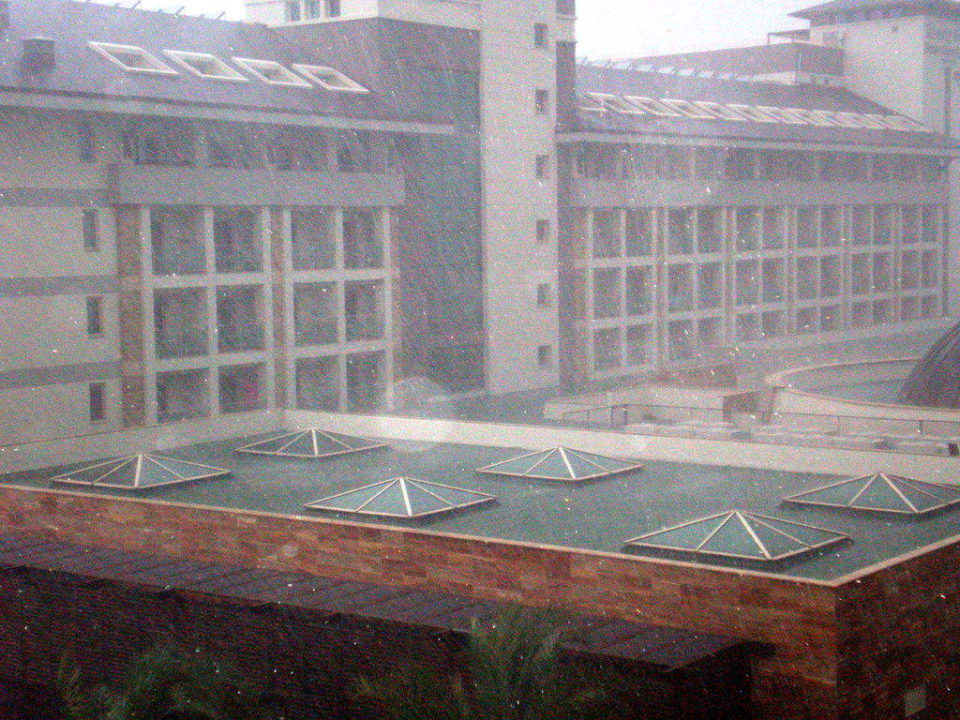 Unwetter im November Sunis Kumköy Beach Resort Hotel & Spa