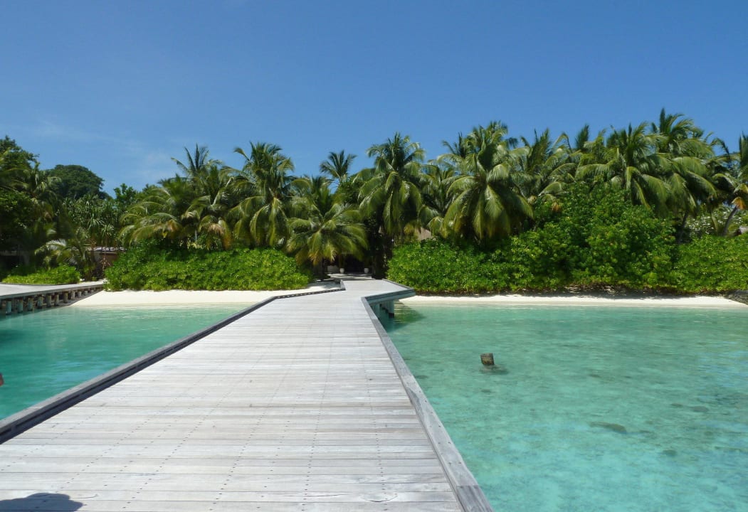 Steg zur Main Reception Kuramathi Maldives