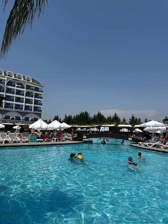 Pool Adalya Elite Lara