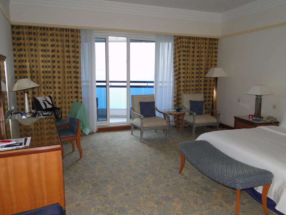 Sehr groß Hotel Le Meridien Al Aqah Beach Resort