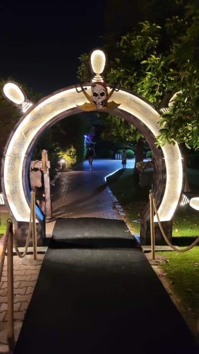 Strand Wyndham Garden Lara