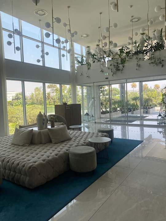 Lobby NissiBlu Beach Resort