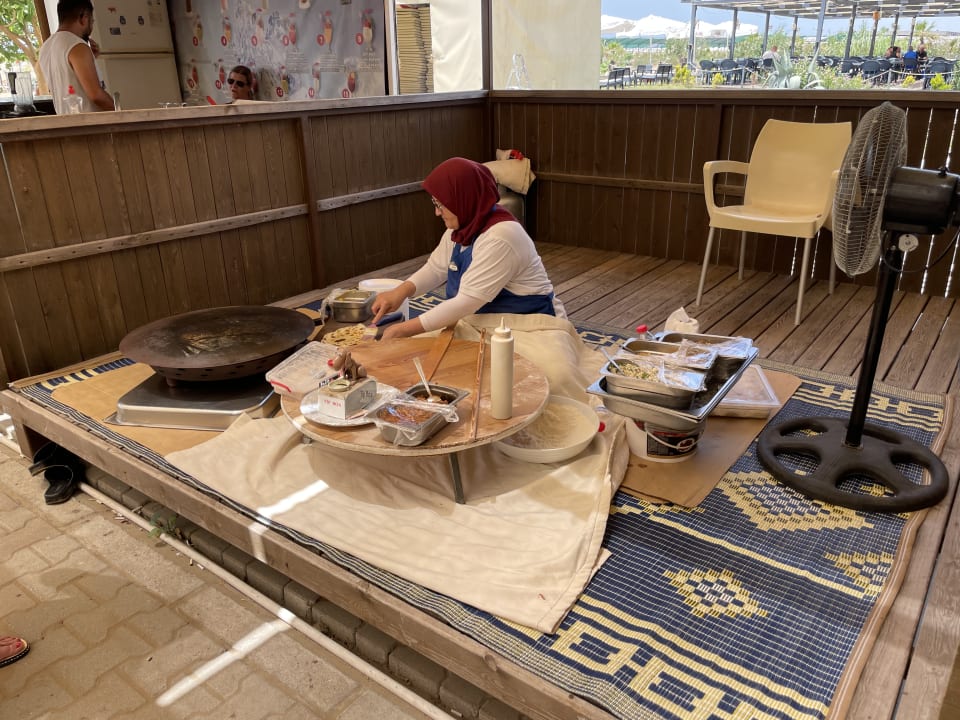 Gastro Side Aquamarin Resort & Spa