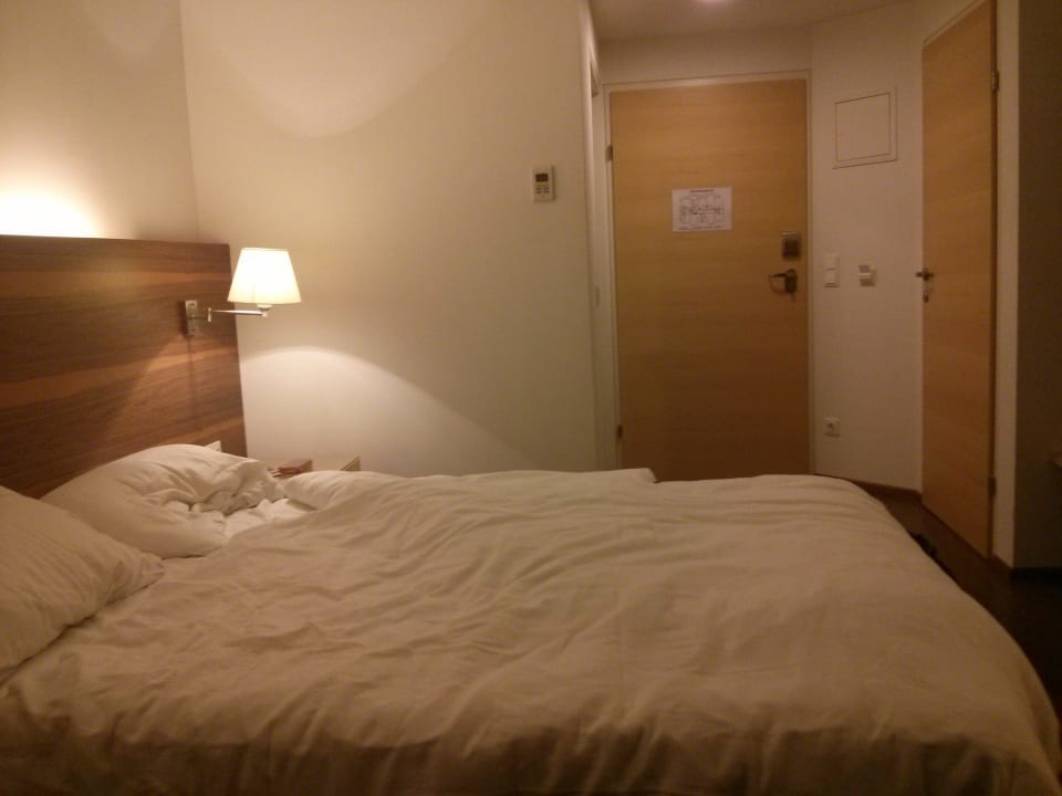 Bett Four Points Flex by Sheraton Vienna Hauptbahnhof