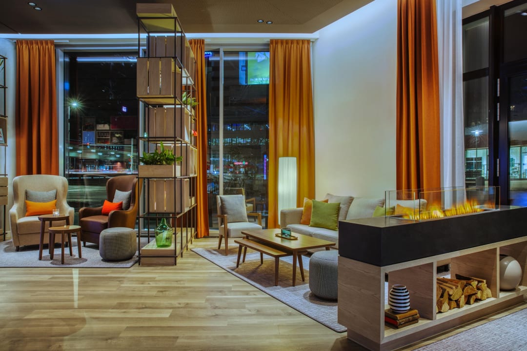 Lobby IntercityHotel Hannover Hauptbahhof Ost