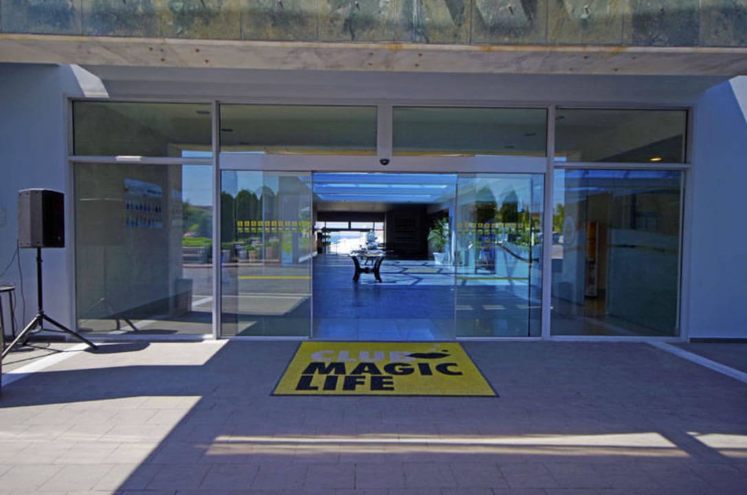 Entrance Atlantica Marmari Palace