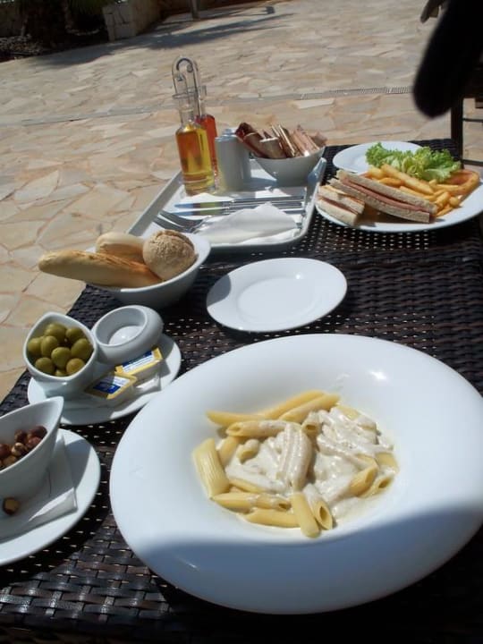 Poolbar - nur die Nudeln kosten 10 €! Protur Biomar Sensatori Resort