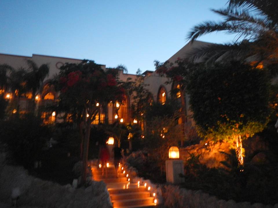 Alles sooo schön beleuchtet The Grand Hotel Sharm El Sheikh