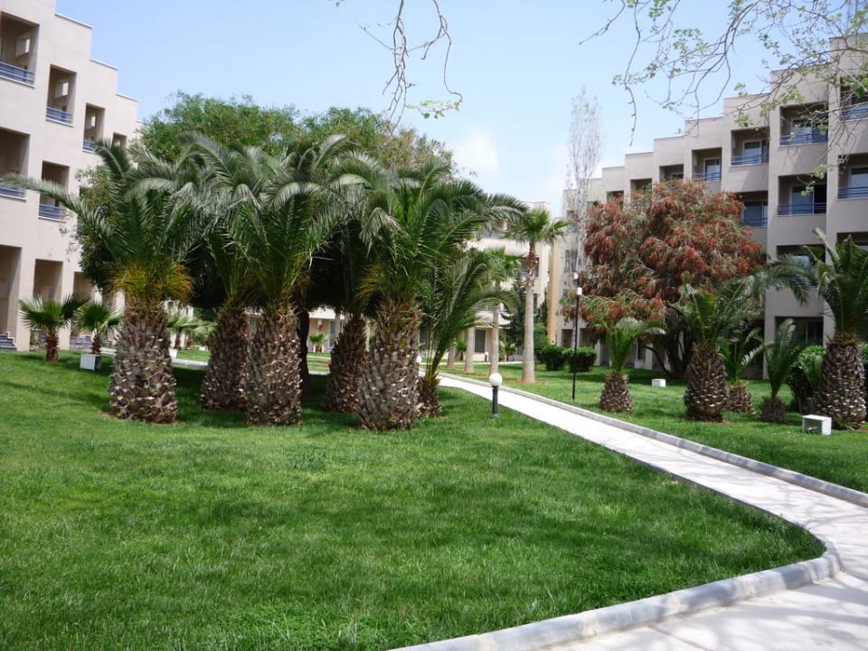 Blick zu den Comfort-Zimmern Labranda Alantur Resort