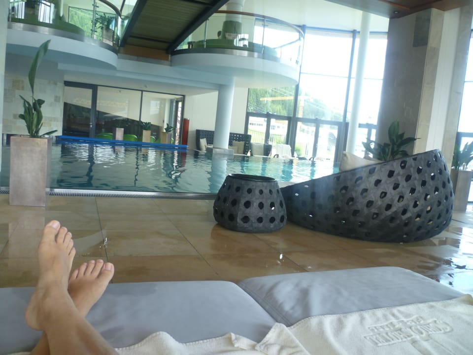 Versch. Liegen Schlosshotel Fiss