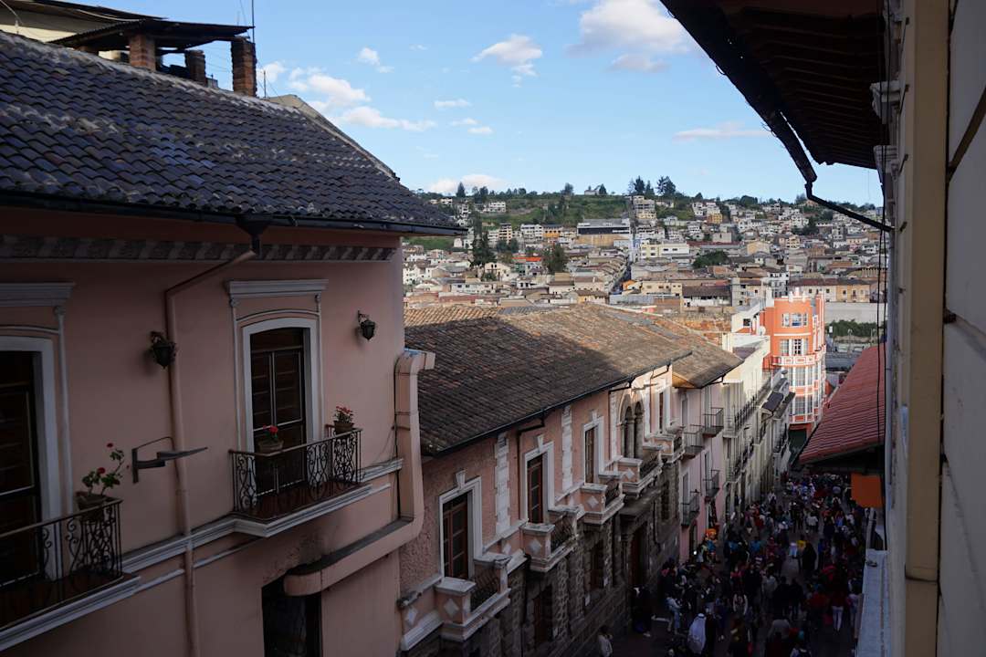 Ausblick Zimmerfenster Hostal Quito Cultural
