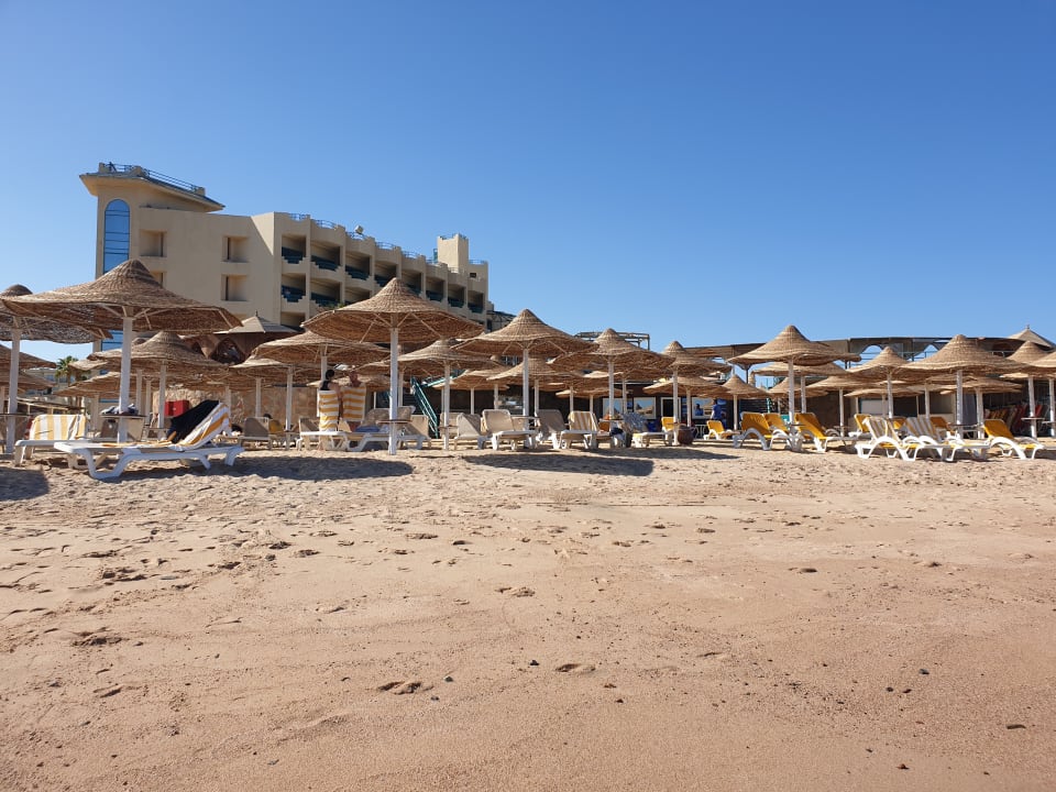 Strand Moreno Horizon Spa & Resort
