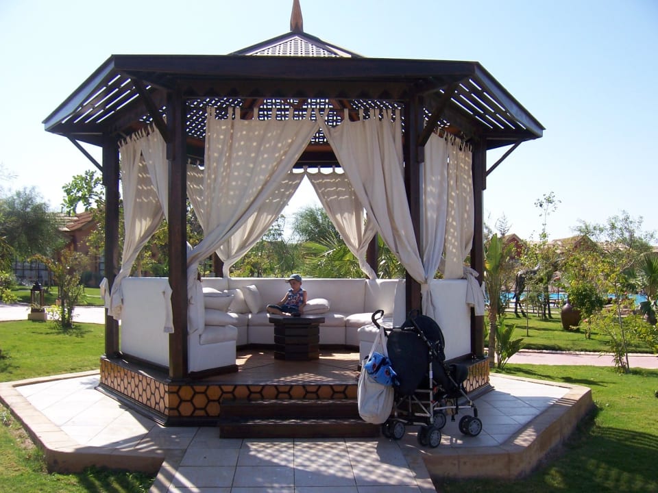 Relax-Pavillon nahe der Pools Pickalbatros Jungle Aqua Park Resort - Neverland Hurghada