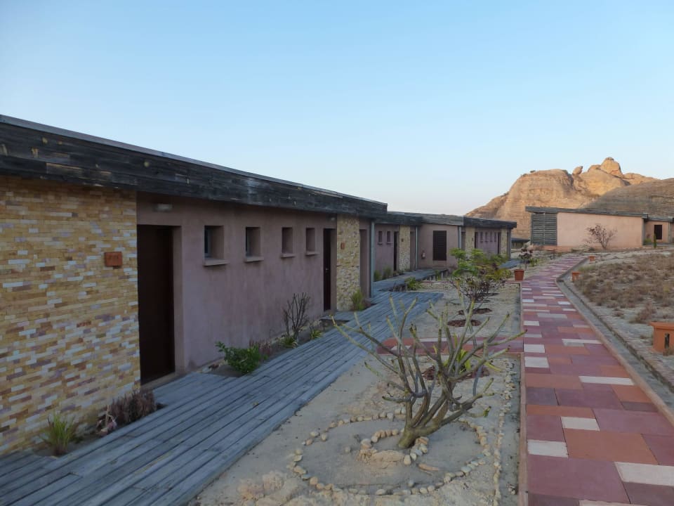 Eingang in die Lodge                               Isalo Rock Lodge