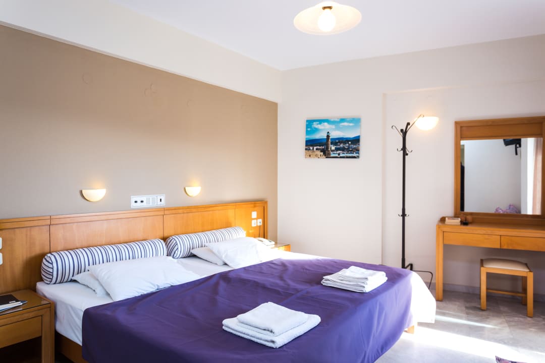 Zimmer Radamanthy's Hotel Apartments