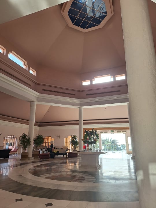 Lobby Mövenpick Resort & Spa El Gouna