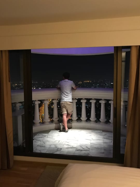 Zimmer Tower Club At Lebua