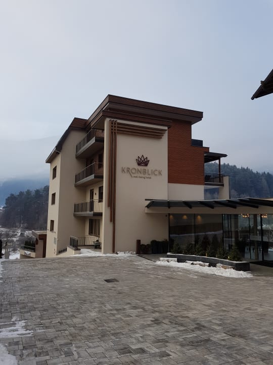 Außenansicht Kronblick - Well-being Hotel