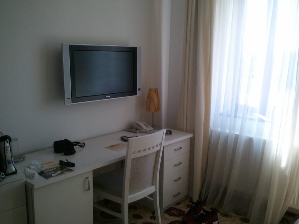 Z jineho pohledu Hotel Zámecký Sychrov