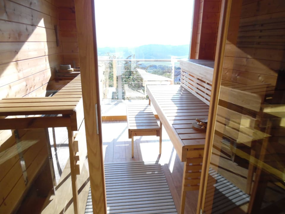 Eine der Saunen mit tollem Ausblick Thula Wellnesshotel Bayerischer Wald