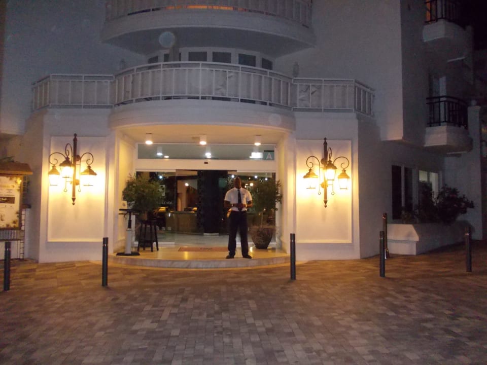 Eingang Hotel Parque del Sol